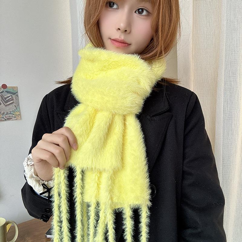 Luochi Knitting~Плюшевый шарф конфетных цветов: Мягкий, приятный для кожи, теплый, с кисточками и косами, универсальный зимний шарф-снуд для женщин.