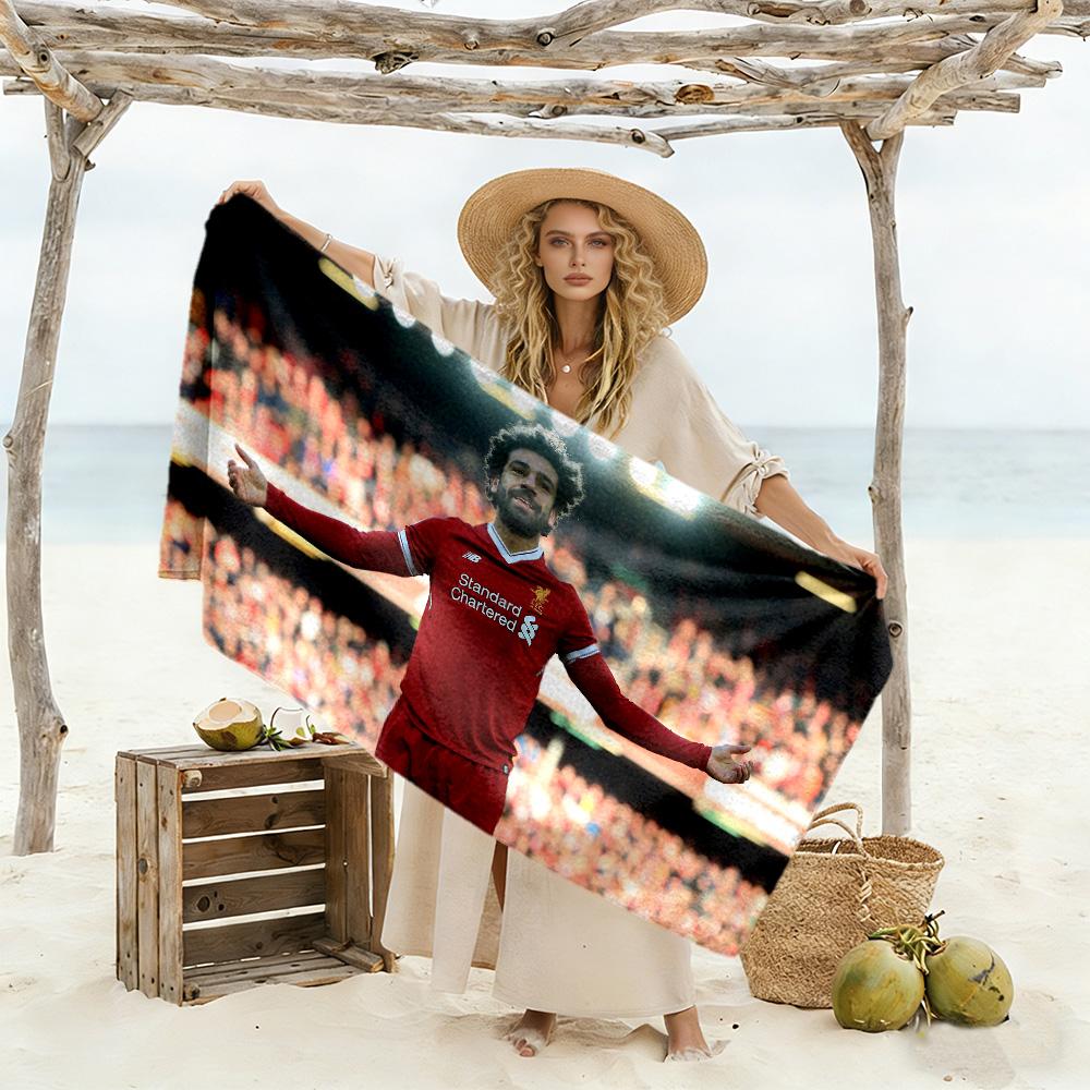 Salah's Celebration Moment Beach Towel Quick-Dry Soft Microfiber Comfortable Lightweight Perfect for Traveling Yoga Camping and Swimming