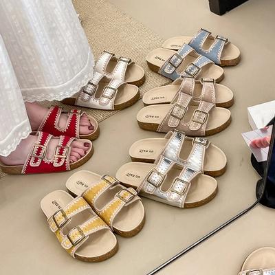 Мода Мода Женские тапочки 2025 Горячая пряжка Плоская подошва Удобные Легкие Сандалии с увеличением высоты Летние Обувь для пляжа