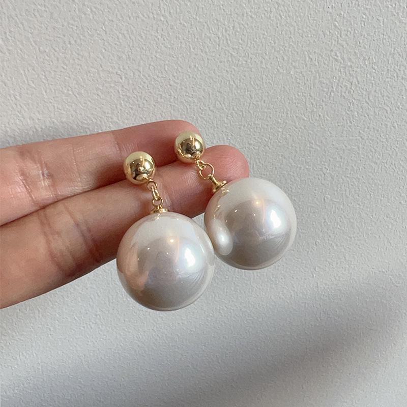 Elegant French Style Pearl Earrings for Women - High-End All-Match Accessory