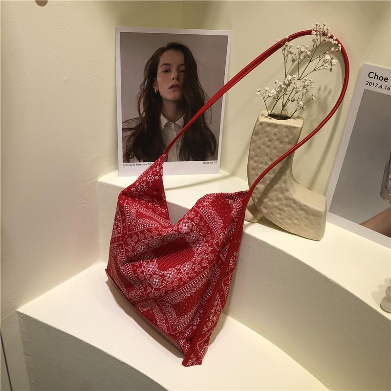 Женская Новая Мода Корейское Издание Женская Сумка Через Плечо Повседневная Сумка с Цветочным Узором Кашю Сумка Через Плечо Повседневная Женская Сумка с Принтом Тотема