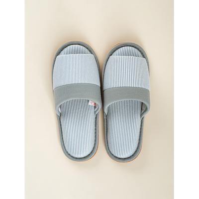 Подушка для гостиной Daiso Stripe Color 240 260 мм мятного цвета