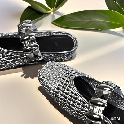 Женская обувь – Сандалии