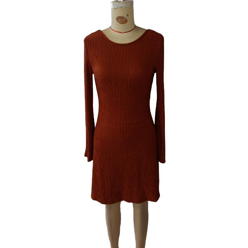 Весеннее элегантное женское платье коричневого цвета с открытой спиной и рукавами с роговыми бантами