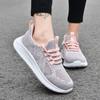 Летняя дышащая сетчатая обувь для пожилых женщин, обувь для мам, одинарные туфли, нескользящая мягкая подошва, удобная для ходьбы, спортивная обувь для людей среднего и пожилого возраста