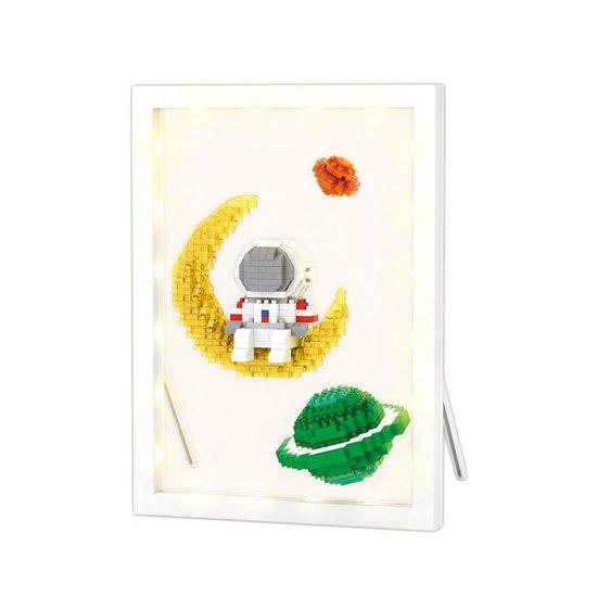 Фоторамка Nanoblock Лунный астронавт 760 деталей (PCS)