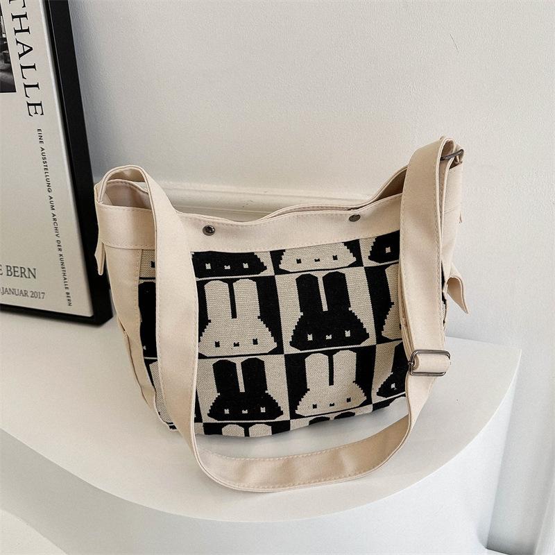 Большая вместительная холщовая сумка для женщин 2024 года, новая модная сумка-мессенджер из кролика, студенческая косметичка, женская сумка-тоут