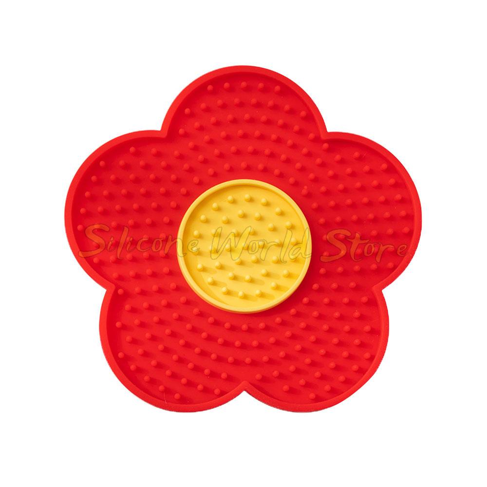 SW Силиконовая licking pad для домашних животных, форма елки, цветка, для кошек, собак, тарелка-медленница для питомца, присоска, пищевая тренировка, коврик для кормления, миска