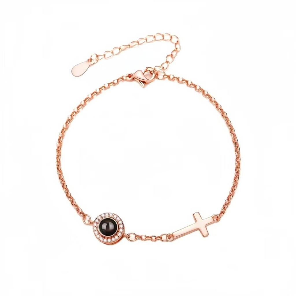 Изысканный браслет с крестовой проекцией: Универсальные европейские и американские ювелирные изделия на заказ