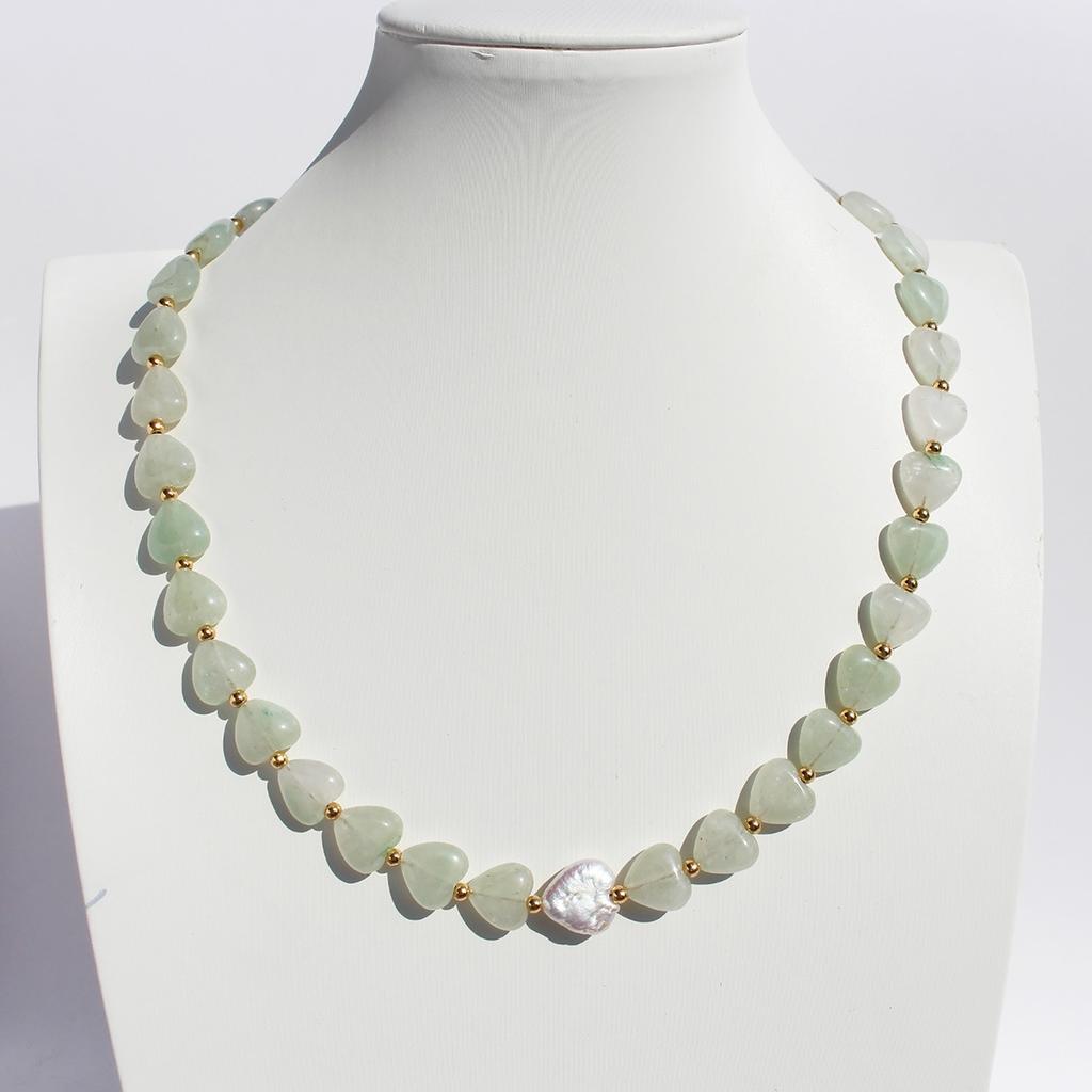 Light Luxury Niche Design Colored Natural Stone Love Beaded Necklace Women'S Peach Heart Baroque Pearl Collarbone Chain 674