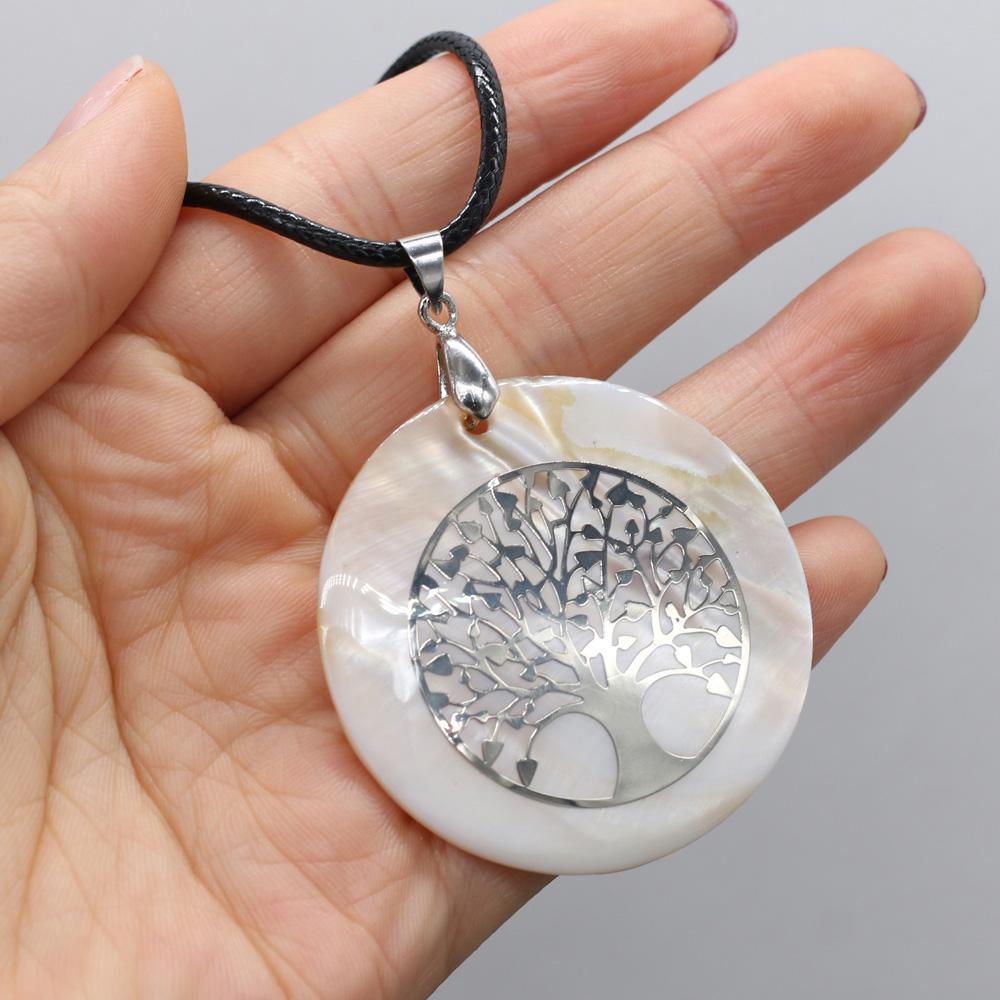 1Pcs Lot Natural Shell Round Pendant Tree of Life Necklace Jewelry Mother of Pearl Shells Necklaces for Women Men Luxury Quality Gifts 45x45mm