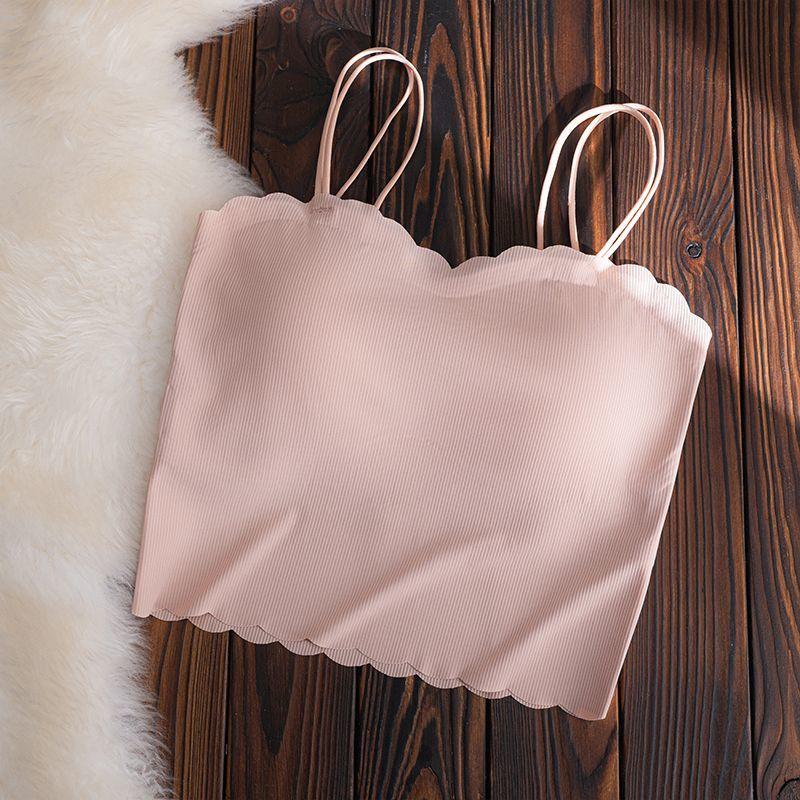 Без следов Грудь Подушка Основа Без Бюстгальтера Майка Нижнее Белье для Женщин Летом Ношение Внутри и Снаружи Красивая Спина Тонкий Дизайн