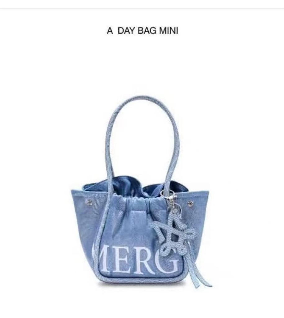 Женская мини-сумка MERGE 2025: Новая Сумка и Наплечная Сумка Кроссбоди - Простой, Модный Дизайн