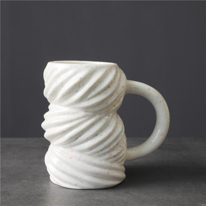 Высокоценная кружка из керамики с креативной личностью, трендовая, модная, большой вместимости, нишевого дизайна, для воды