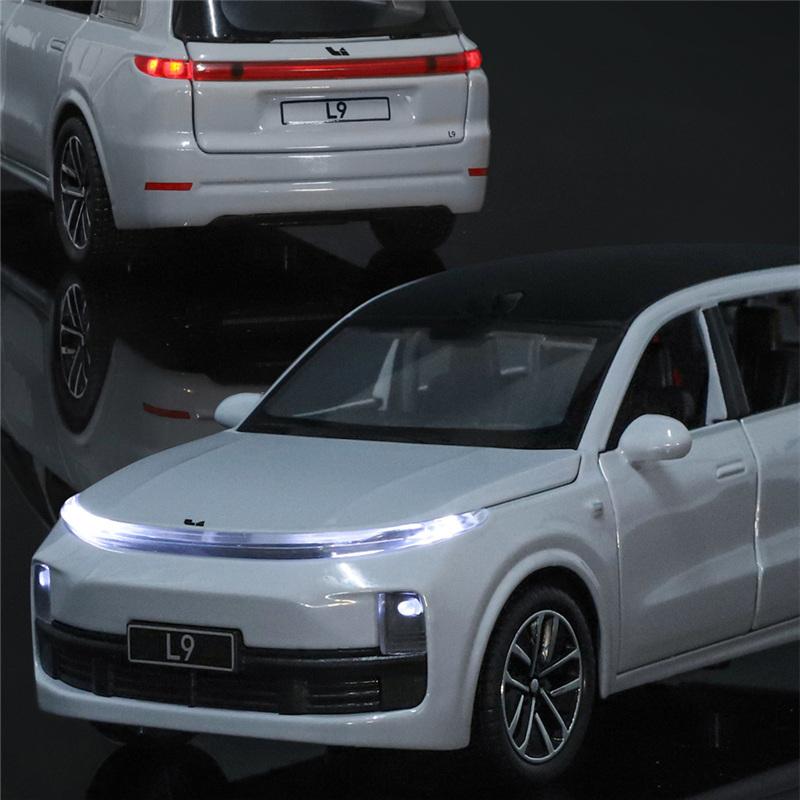 1:32 LEADING IDEAL L9 2025 Alloy Electric Car Model Diecast Metal New Energy Car Model Sound Light Simulation Kids Gift