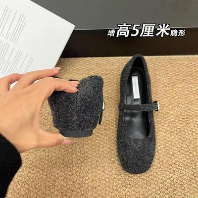 Маленькие зимние бархатные туфли Мэри Джейн с внутренней высотой, красивые одинарные туфли, женские французские модные ретро серые пушистые туфли