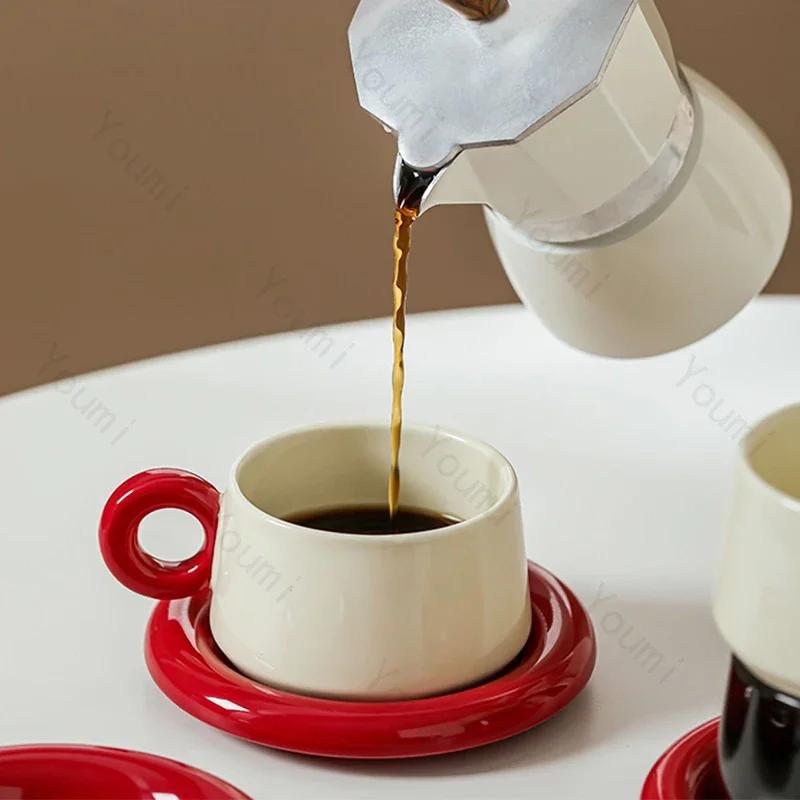 Высококачественные керамические кофейные чашки для свадьбы, домашний набор чашек для послеобеденного чая, легкие кружки для завтрака в отеле класса люкс, праздничные подарки
