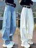 Женские джинсы большого размера Bootcut Светло-голубые - Стройнящие, Высокая талия, Прямые и Широкие штанины, Американский стиль (Весна/Осень 2025)