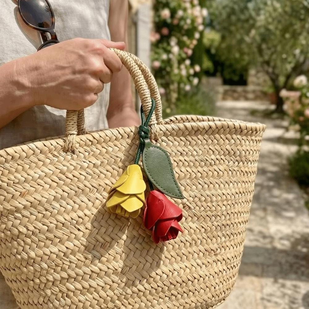Fashion Pu Leather Tulip Pendant Hanger Bag Decoration Trendy Pu Flower Keychain Women