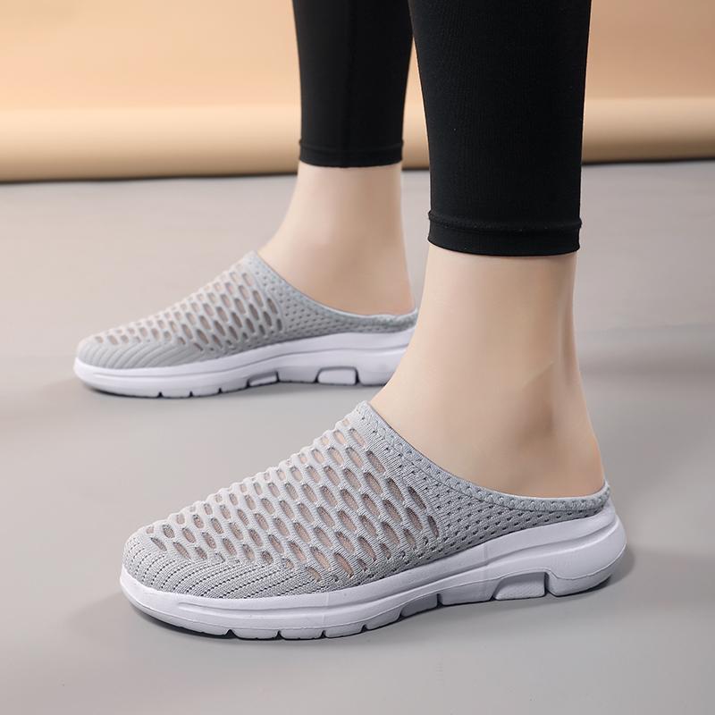 Женские сабо с открытой спиной, прогулочные кроссовки, летние сандалии для девочек, удобные повседневные дорожные тапочки-мюли для мам, большой размер