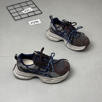 Женские кроссовки на толстой подошве, легкие, нескользящие, в стиле папиных, осень 2025, новые, ретро, на шнурках, легкие и универсальные, повседневные спортивные туфли