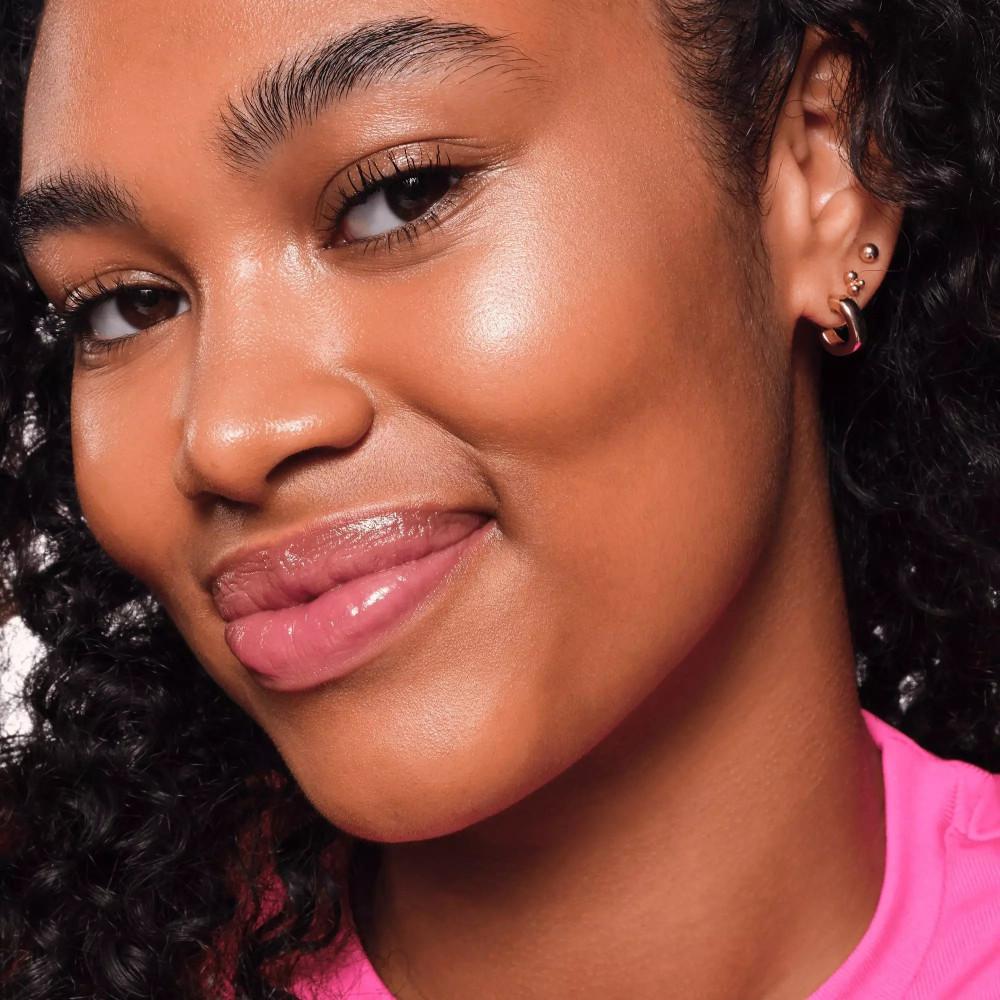 Essence Stick Highlighter Baby Got Glow -