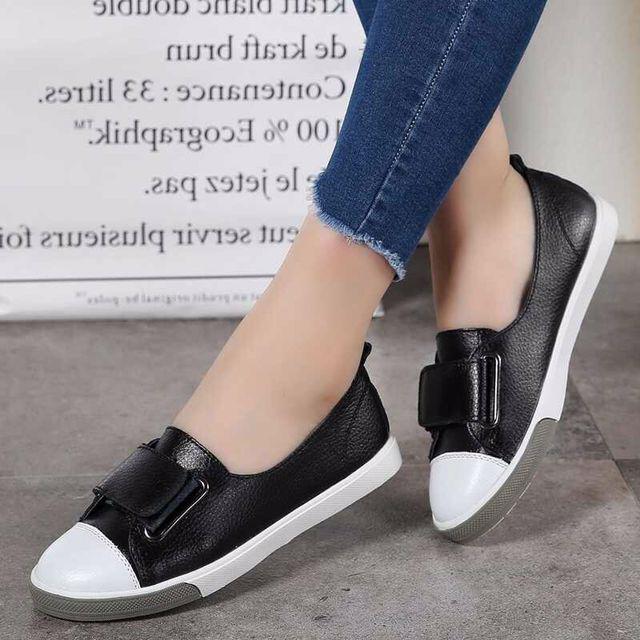 Fashion Women Loafers Flats Lady Female Slip On White Leather Pedal Lazy Shoes Moccasins Casual Shoes