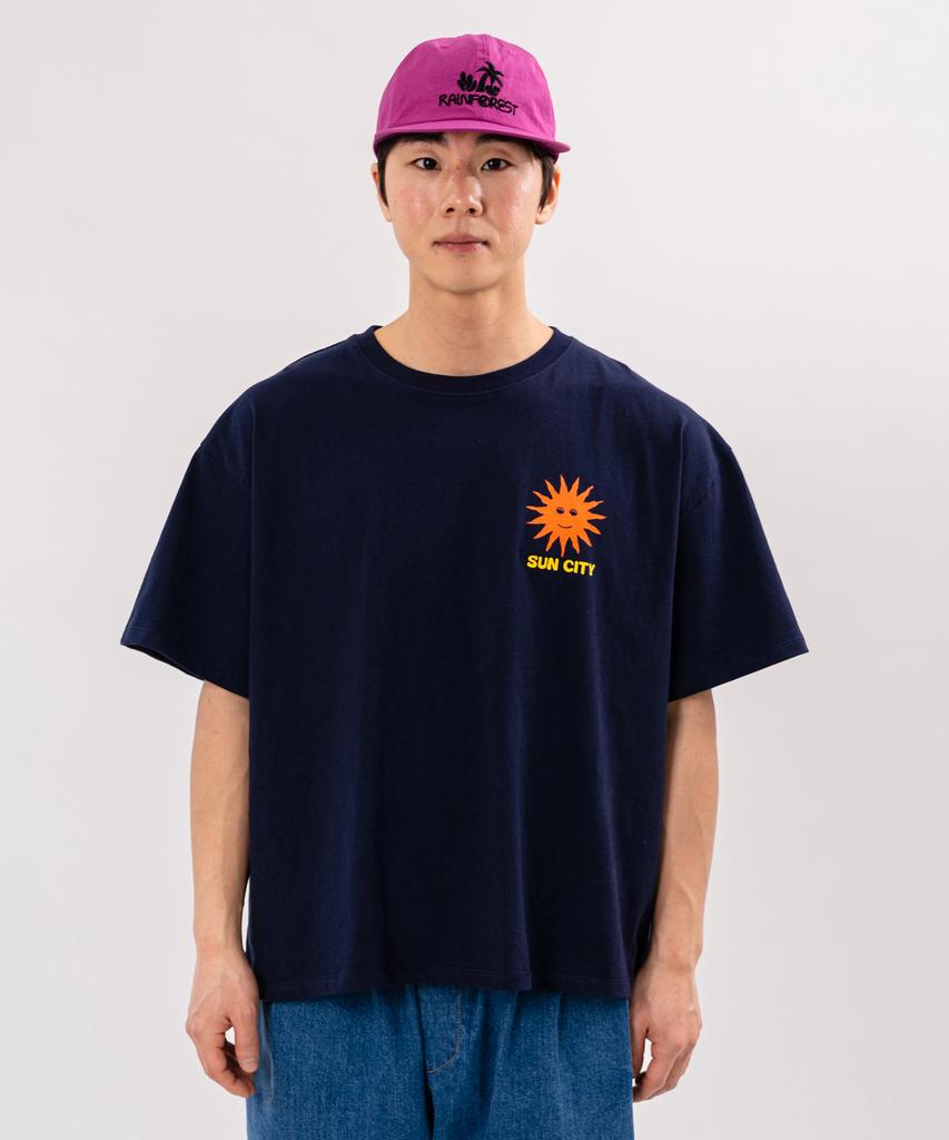 BIGWAVE COLLECTIVE Sun City Smile Boxer Fit T-Shirt (Navy)