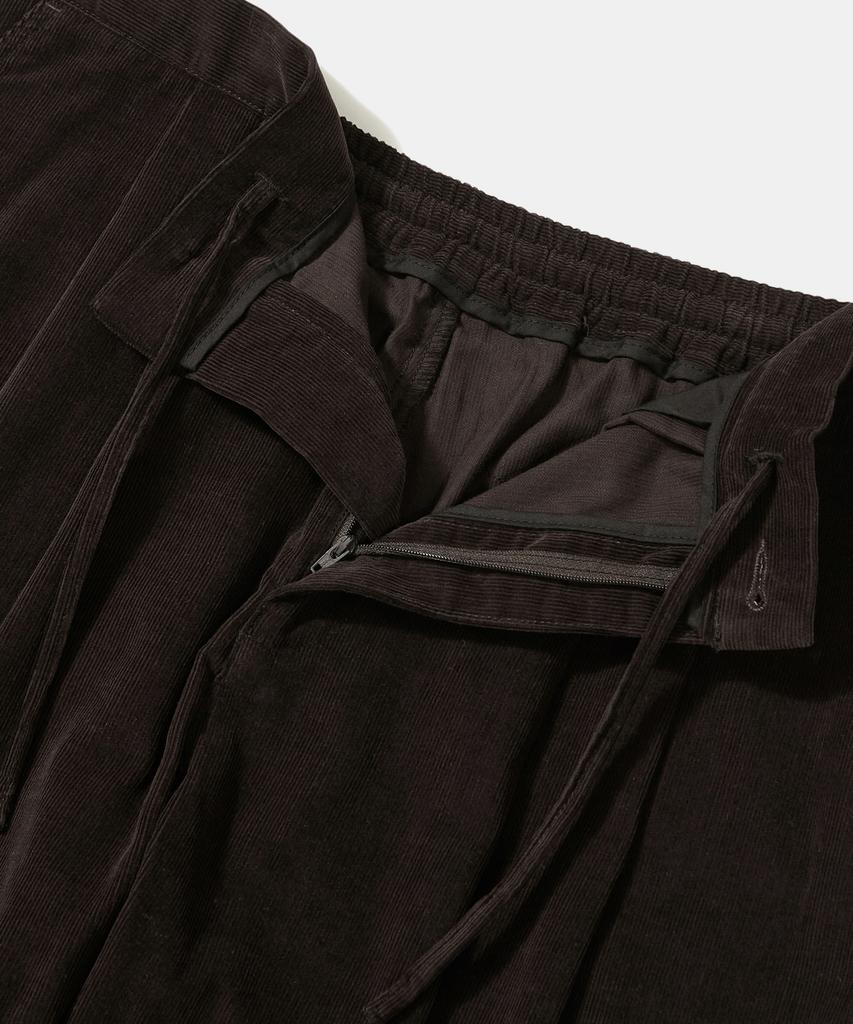 COLUMBIA UNIVERSITY Trajan Label Pintuck Wide-Fit Corduroy Pants_Brown