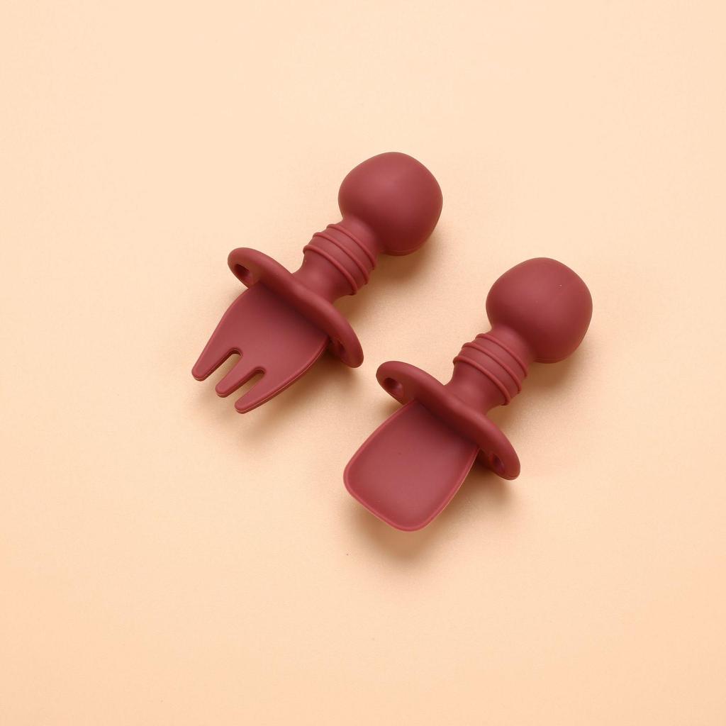 Премиальный силиконовый набор для кормления детей: Устойчивая к высоким температурам, противопадающая присоска и защитная пластина