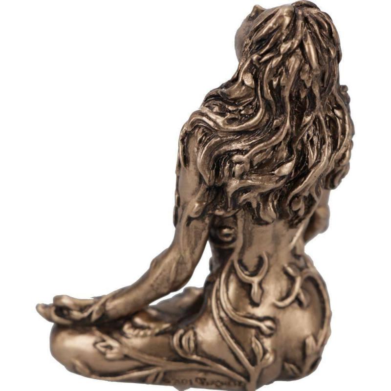 Mother Earth Statue Gaia Goddess Resin Sculpture Crafts Garden Ornaments Gifts Home Desktop Decoration