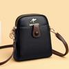 New Versatile Women's Bag Simple and Fashionable Shoulder Bag Simple Retro Crossbody Bag Middle Aged Women's Mother Bag Mobile Phone Bag