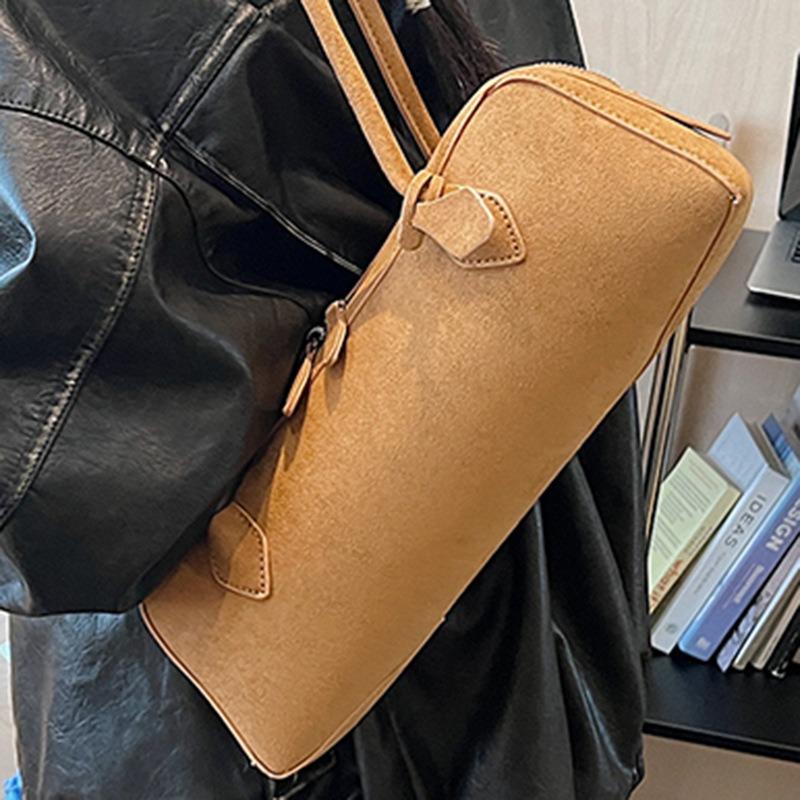 Ретро замшевая сумка-багет женская осенняя новая нишевая повседневная на плечо подмышку