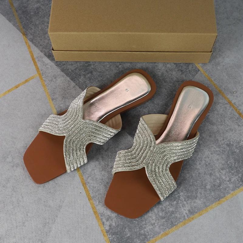 Fashion Women's Sandals 2024 Low Heel Summer Fashion Bling Square Toe Slippers Comfortable Outdoor Slides Broken Diamond Shiny Fashion