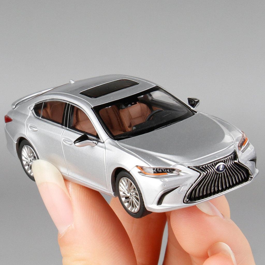 HZN3 1:64 Lexus Es300h Es 300h 300 H Sedan Simulation Alloy Car Model Toy Collectible Ornament Gift