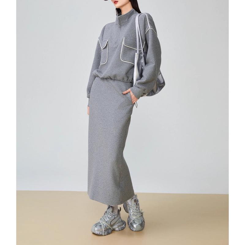 Женский высококачественный серый свитер с юбкой и воротником-стойкой, спортивный комплект из двух предметов - коллекция осень/зима 2024 г.