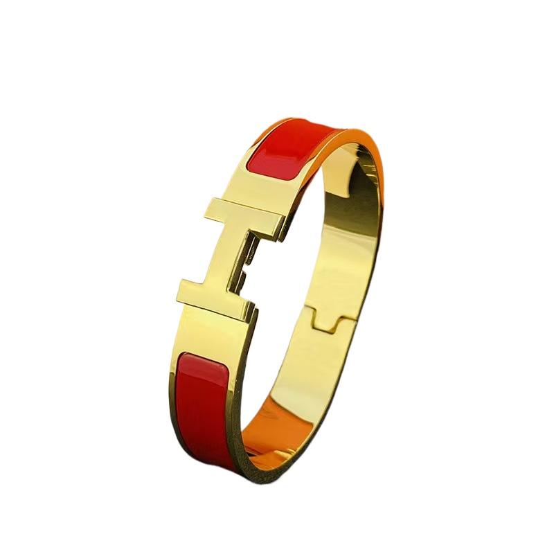Classic Simple Fashion Love Home Letter Titanium Steel Bracelet Jewelry, Unisex Light Luxury Trend Bracelet