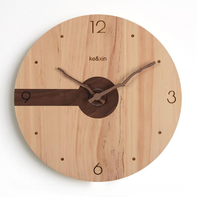 Solid Wood Wall Clocks Elegant Creative Silent Aesthetic Clock Circular Unique Ornaments for Home Interior Decoration House Accessories Interior Home