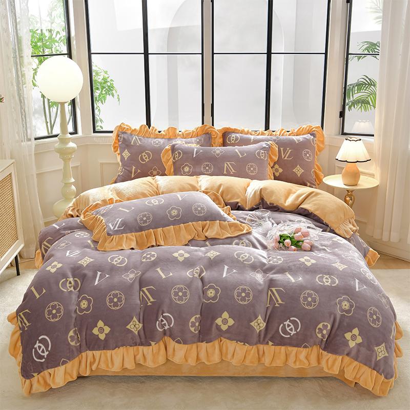 Meiyun Ge 8.5jin Milk Velvet Golden Mink Velvet Falai Velvet Coral Velvet Printed Four Piece Set