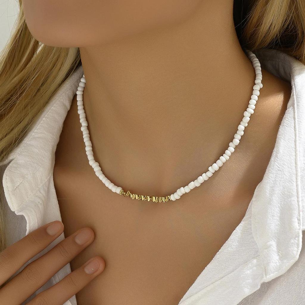 Versatile Women's High-End Glass Necklace: Seed Bead & Metal Bar Chain, Short Style