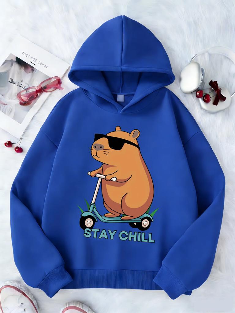New Christmas-themed hooded sweatshirt for kids, featuring a fun and stylish capybara pattern perfect for autumn and winter.