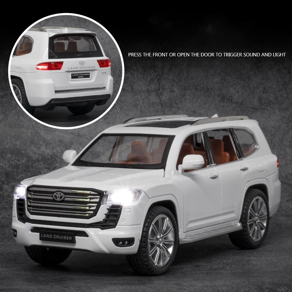 Масштаб 1/24 Toyota LAND CRUISER LC300, модель внедорожника, модель автомобиля, литые под давлением металлические игрушки со звуком и светом, подарки для детей