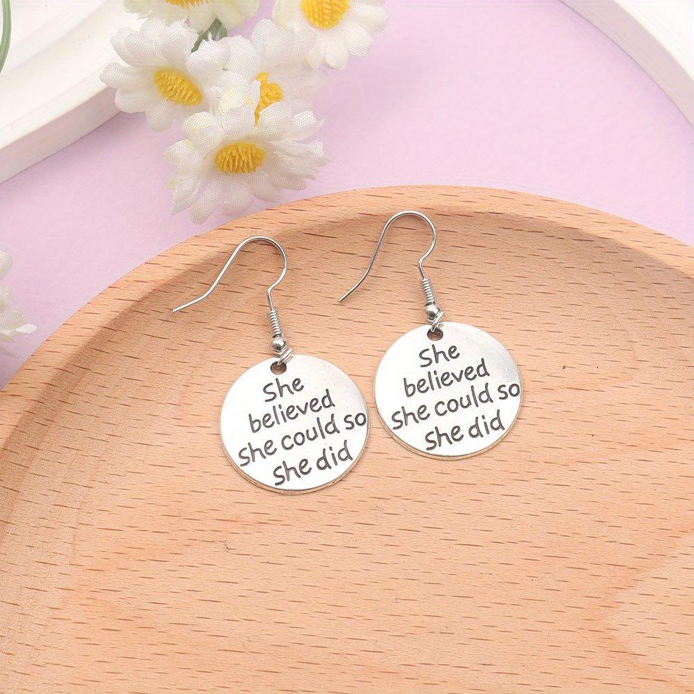 6/12/18шт сплав. Она верила, что сможет сделать подвески с буквами, поэтому она сделала самодельную подвеску с информацией,