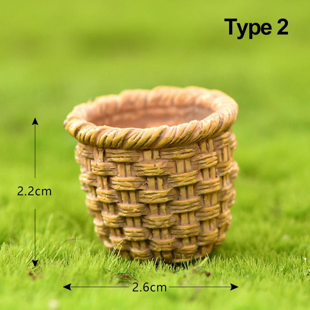 High Quality Handcrafted Kitten Figurine Wooden Miniature Cat Ornaments Carving Cat Event Souvenirs