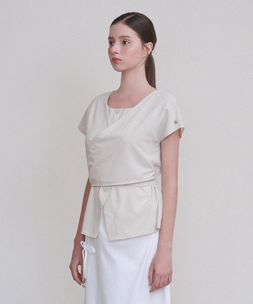 MICANE Eleanor Cap Sleeve Blouse