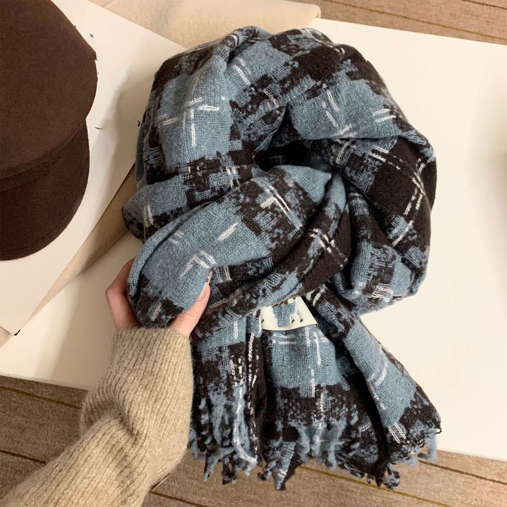 Women's Fashionable Versatile Warm Thickened Scarf Tassel Wrap