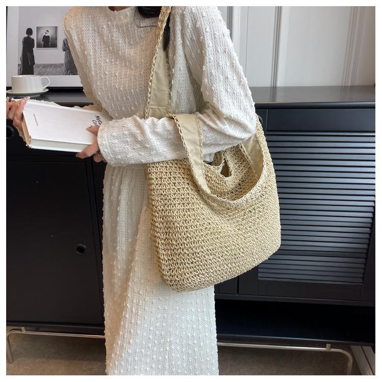 Сумка ручная новая повседневная на плечо пляжная для отпуска большой вместимости для поездок на работу плетеная соломенная сумка-тоут для женщин