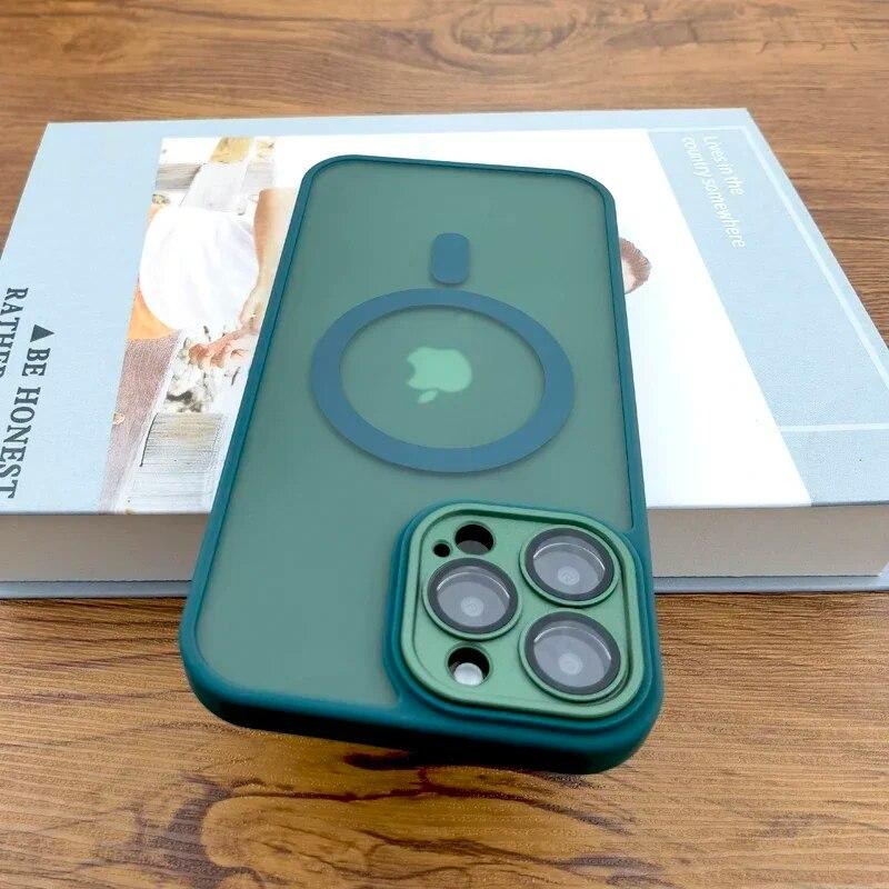 Магнитный матовый чехол для iPhone 15 14 13 12 11 Pro Max iPhone15 15Pro 14Pro для Magsafe Mag Safe с беспроводной зарядкой и крышками для объективов