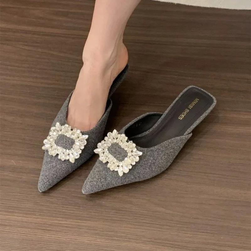 Женская обувь с закрытым носком, женские тапочки, модные туфли, женские сандалии с острым носком и квадратными пуговицами на низком каблуке