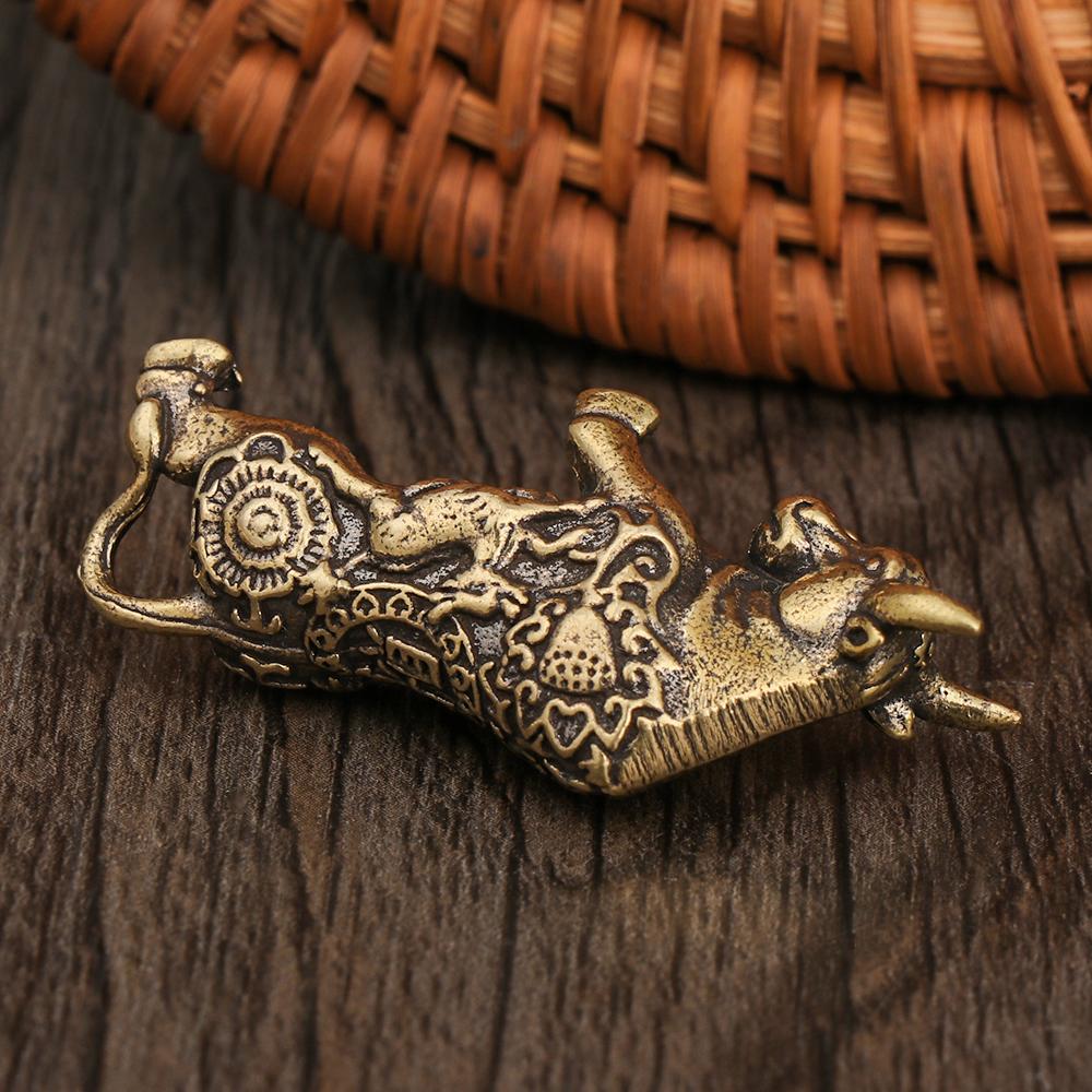 Decoration Brass Bull Figurine Desktop Ornament Abstract Animal Sculpture Miniature Zodiac Cattle